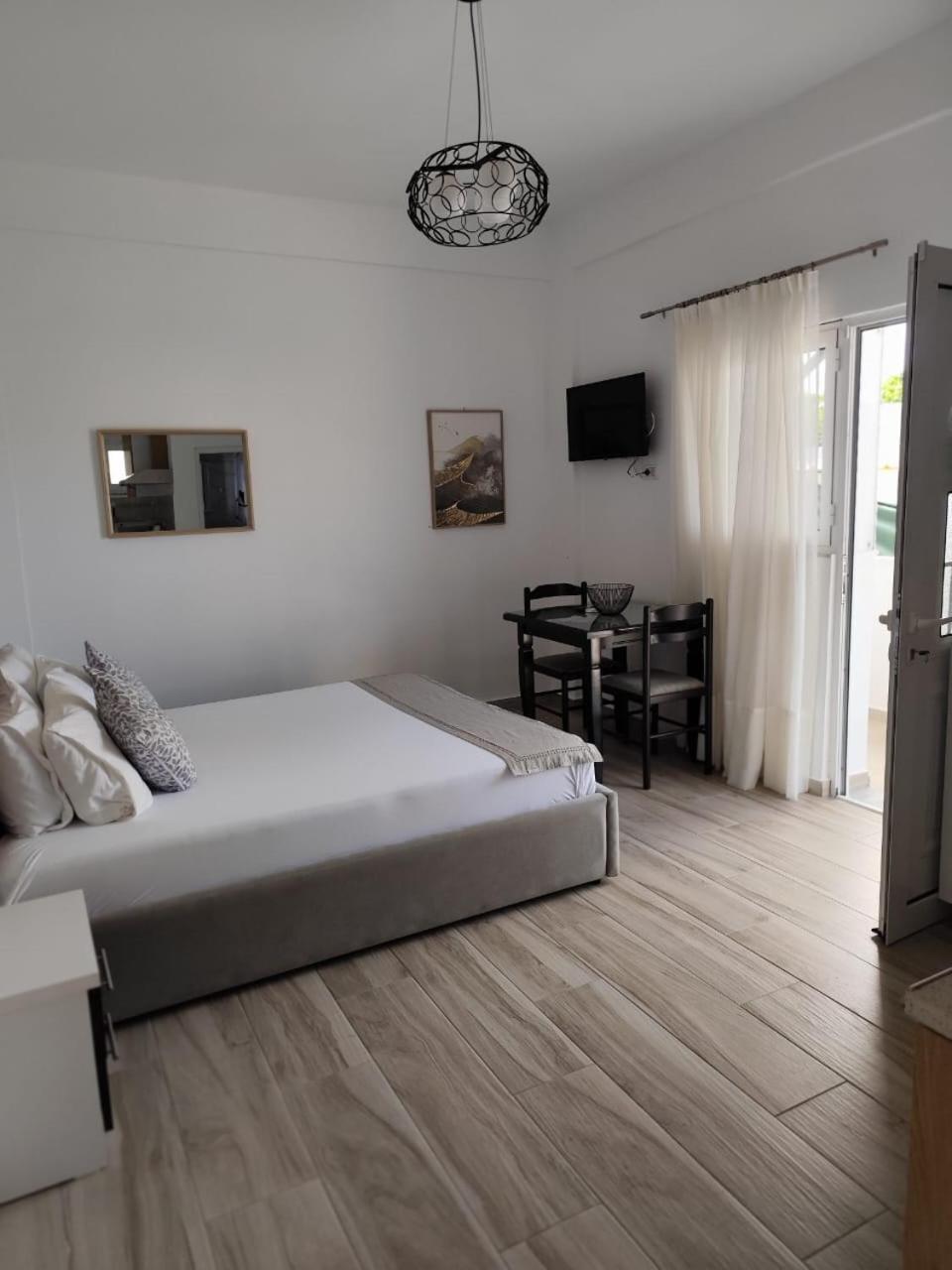M&J Home Ксамил Экстерьер фото